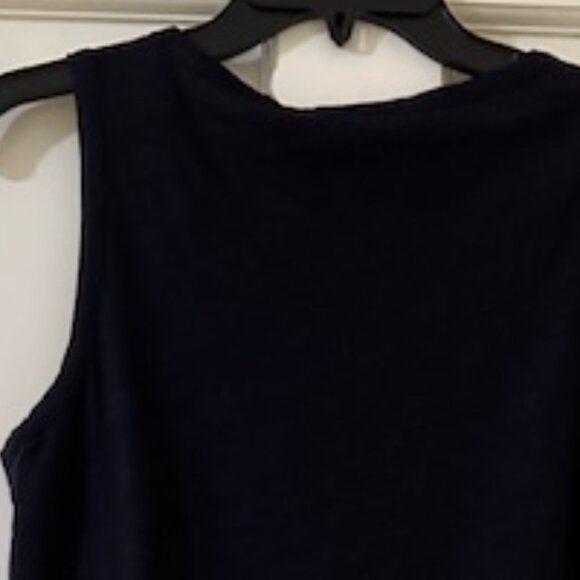 Theory 2 tanks NEW - Picture 7 of 14